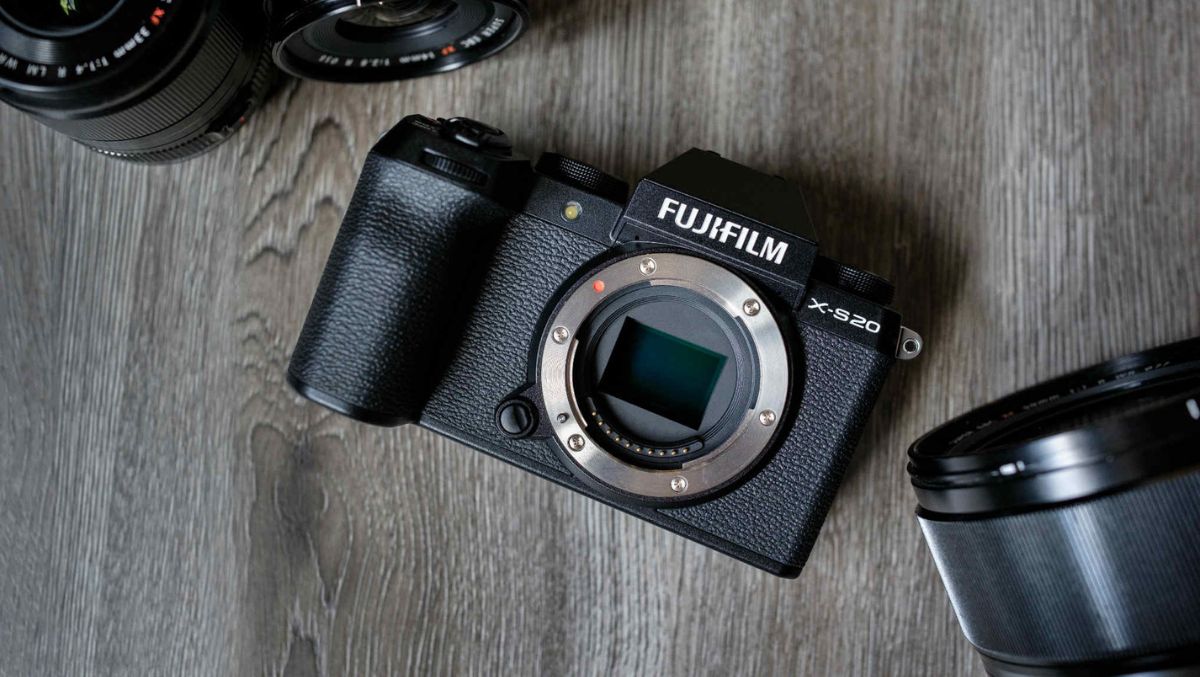 Fujifilm X-S20 è ufficiale: La nuova Mirrorless con funzionalità Vlog!