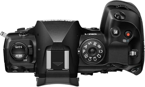 OM SYSTEM OM-1 Mark II - Fotocamera Micro Quattro Terzi, Sensore BSI, Nera — foto prodotto Amazon
