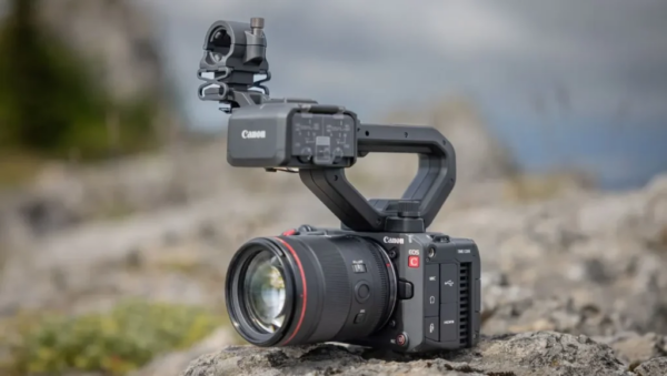 Canon EOS C50: La nuova videocamera compatta di Canon che rivoluziona il filmmaking